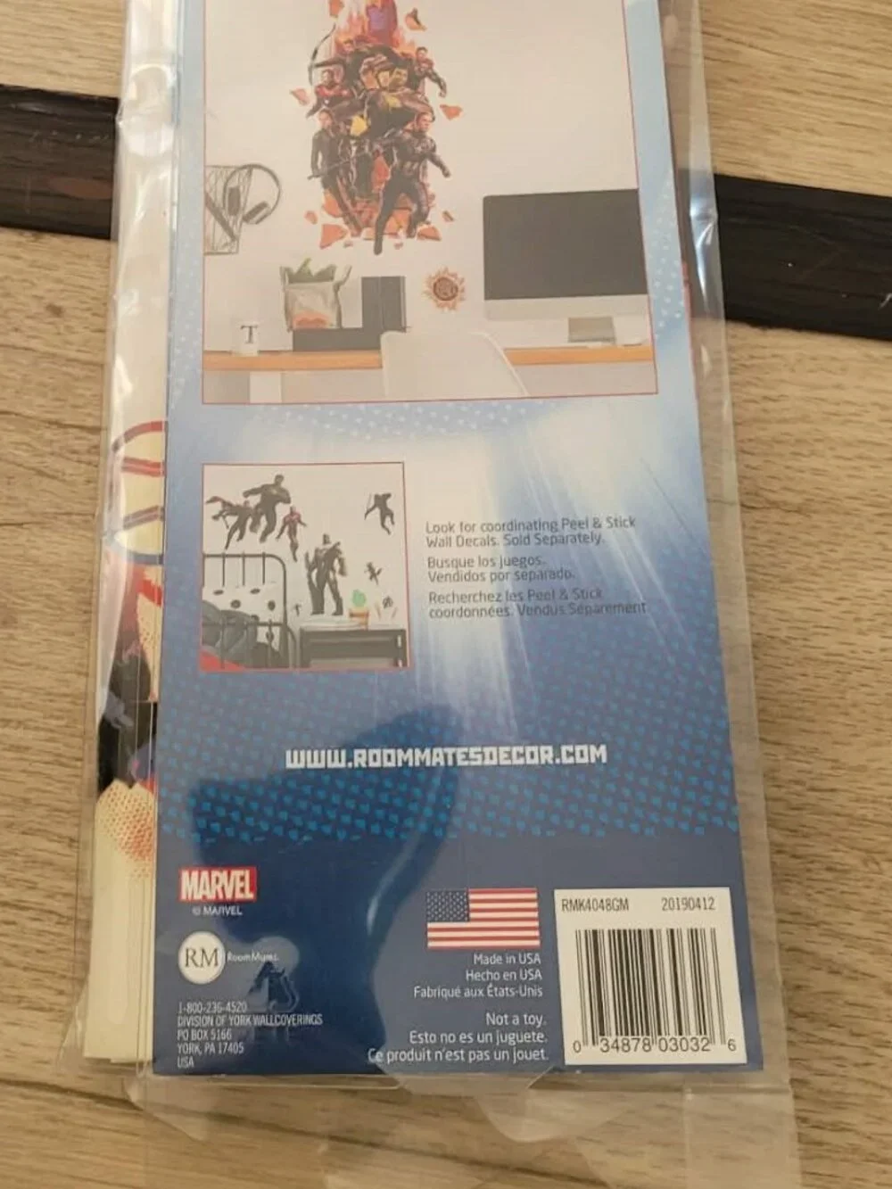 new roommates MARVEL AVENGERS ENDGAME 9-PACK WALL DECALS hulk iron man thanos